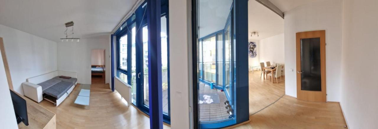 Dancelandliving 1220 ウィーン エクステリア 写真